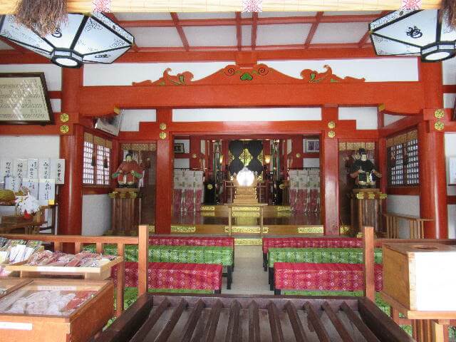 越中稲荷神社　拝殿