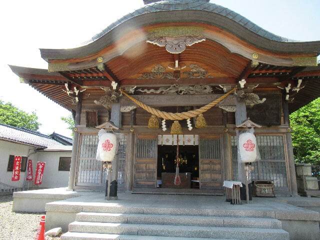 岩瀬諏訪神社　拝殿