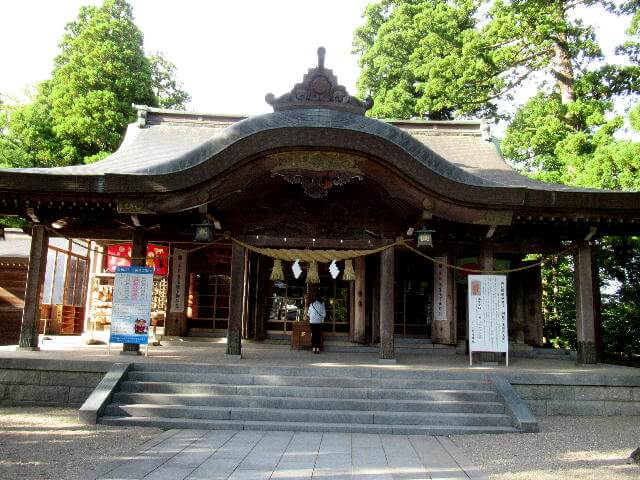 高瀬神社社殿
